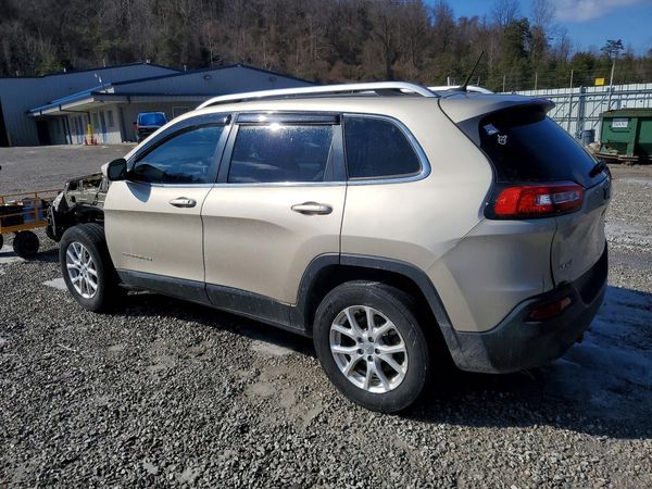 2015 JEEP CHEROKEE LATITUDE 4X4