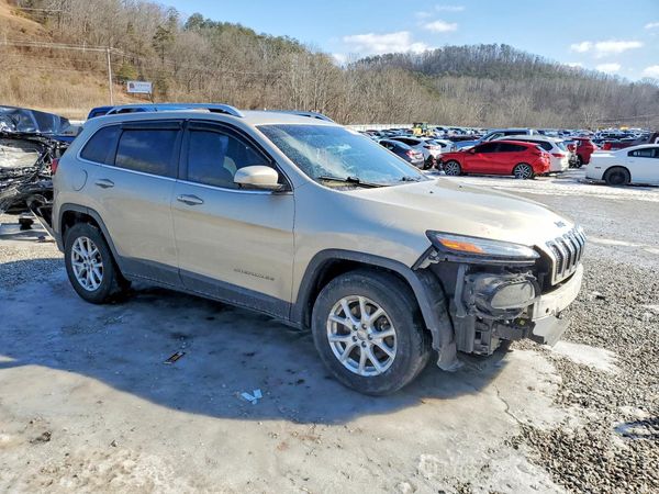 2015 JEEP CHEROKEE LATITUDE 4X4