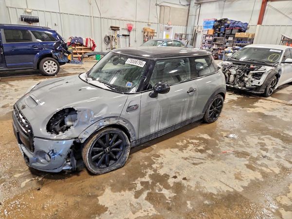 2018 MINI COOPER