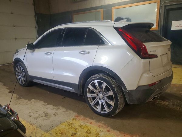 2022 CADILLAC XT4 Premium Luxury