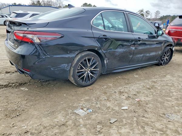 2022 TOYOTA CAMRY
