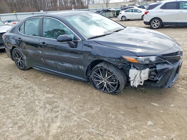 2022 TOYOTA CAMRY