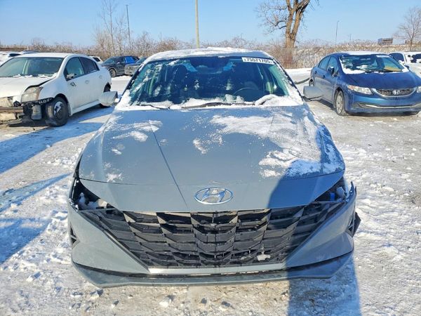 2021 HYUNDAI ELANTRA Blue