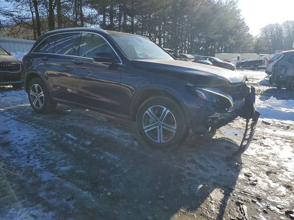 2019 MERCEDES-BENZ GLC GLC 300-4M