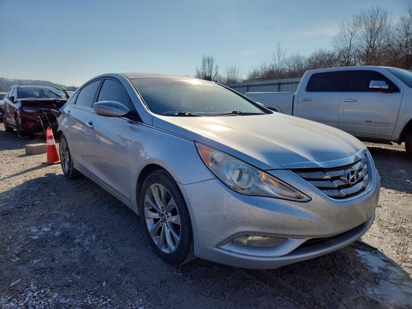 2013 HYUNDAI SONATA