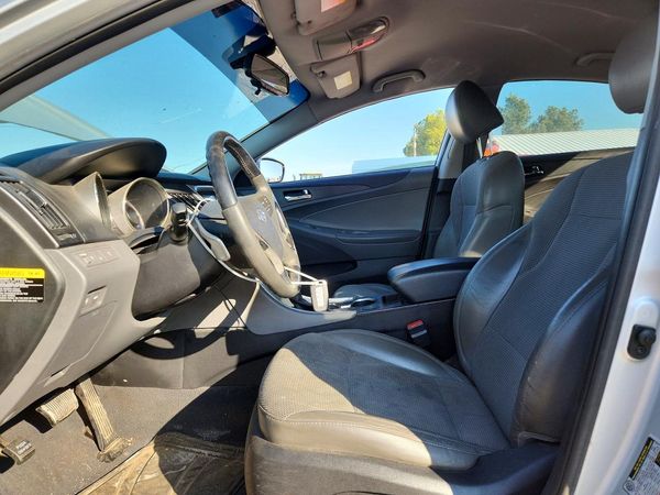 2013 HYUNDAI SONATA