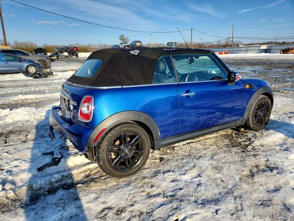 2015 MINI COOPER