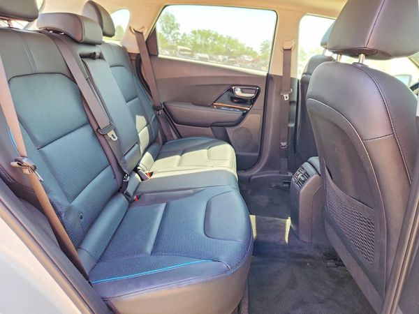 2021 KIA NIRO