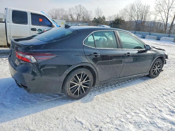 2021 TOYOTA CAMRY