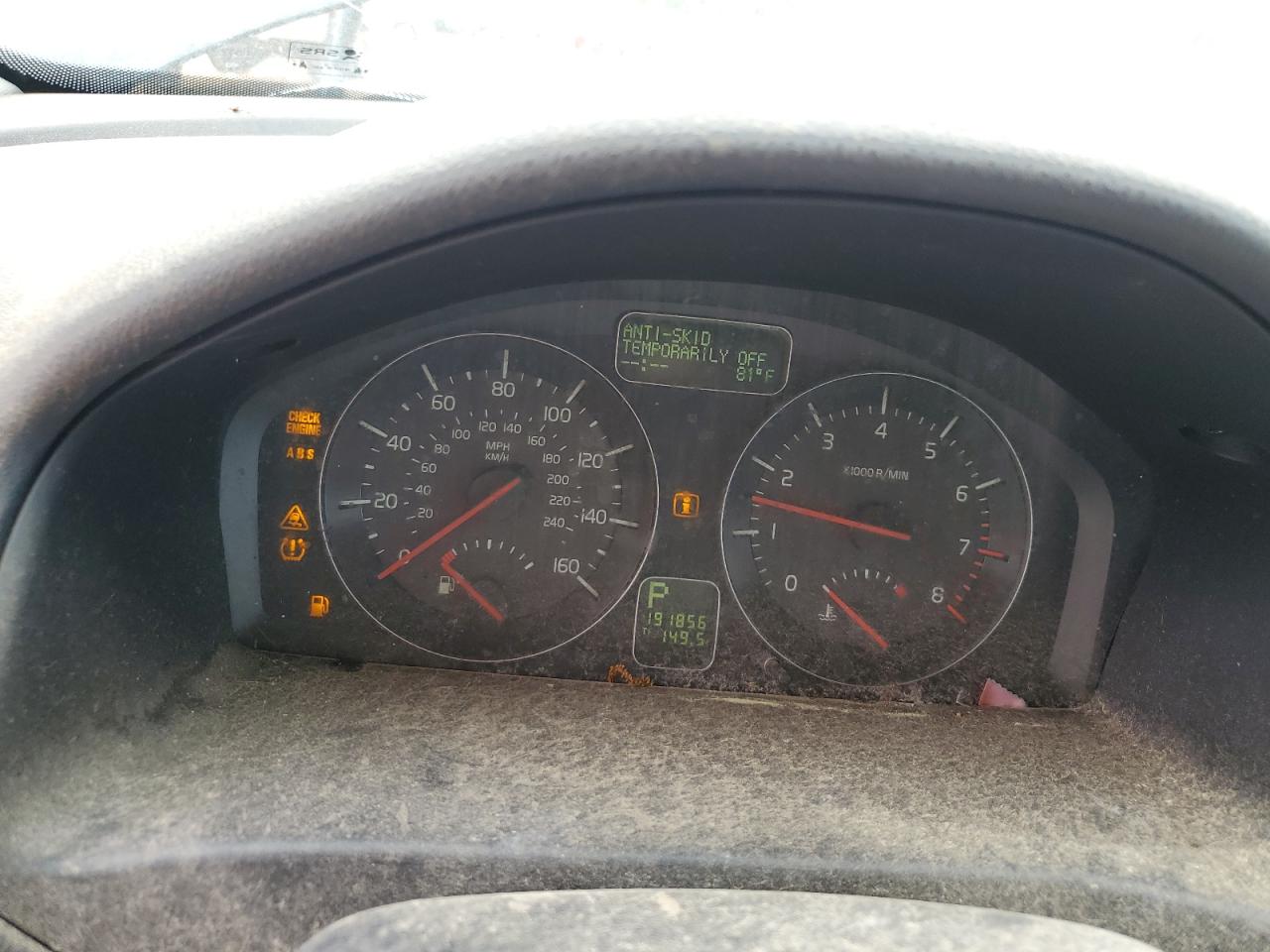 2011 VOLVO C30