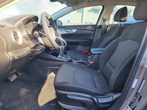 2022 KIA FORTE FE, LXS