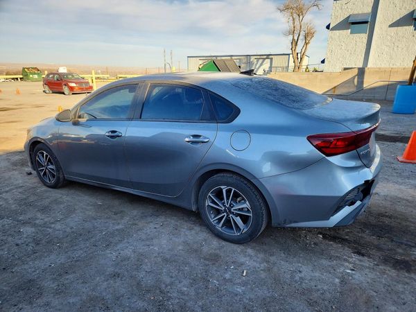2022 KIA FORTE FE, LXS