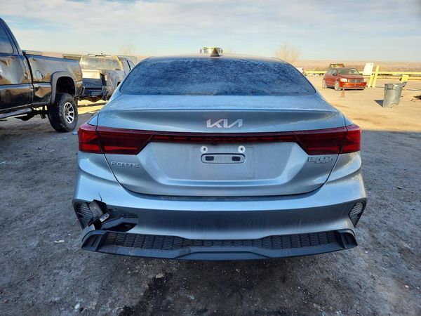 2022 KIA FORTE FE, LXS