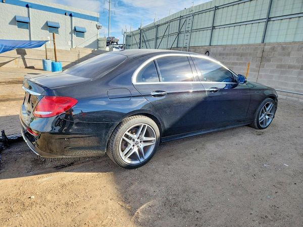 2018 MERCEDES-BENZ E E300