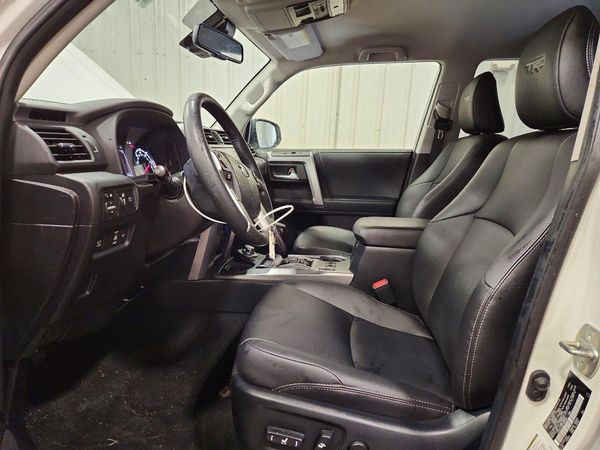2022 TOYOTA 4RUNNER TRD Sport