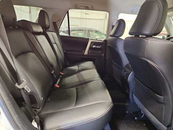 2022 TOYOTA 4RUNNER TRD Sport