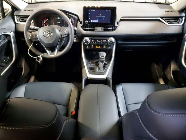 2025 TOYOTA RAV4