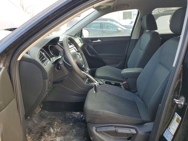 2021 VOLKSWAGEN TIGUAN 4Motion S