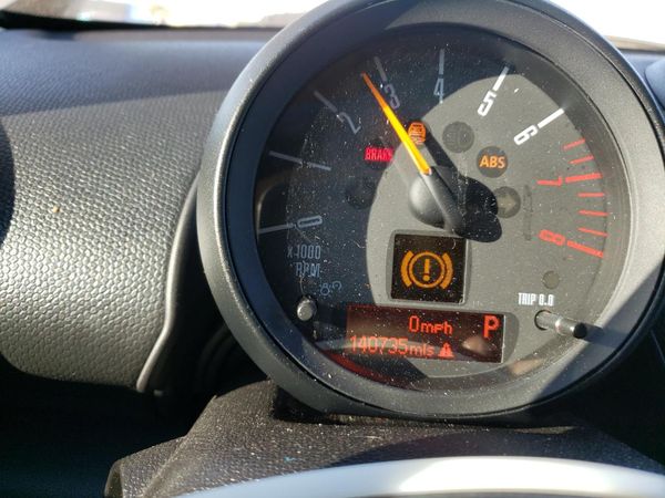 2015 MINI COOPER