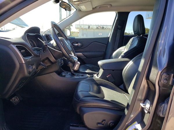 2019 JEEP CHEROKEE LATITUDE PLUS 4X4