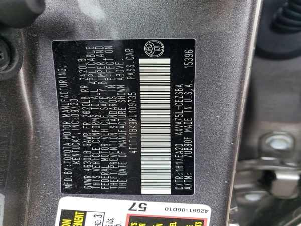 2024 TOYOTA CAMRY SE