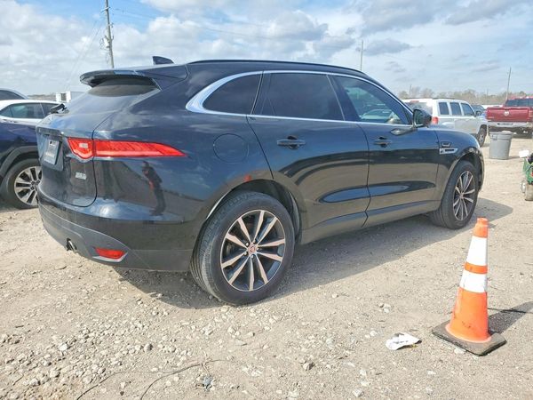 2017 JAGUAR F-PACE Prestige — PSRA