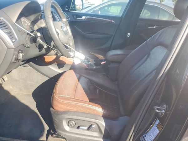 2016 AUDI Q5 quattro Premium Plus — DENT