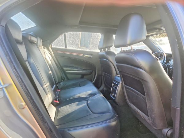 2014 CHRYSLER 300