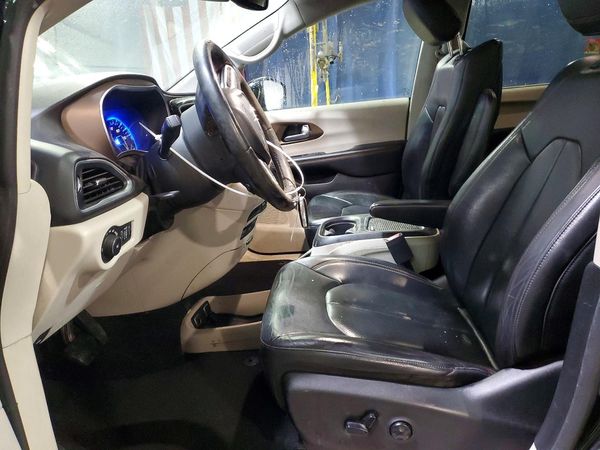 2017 CHRYSLER PACIFICA Touring L Plus