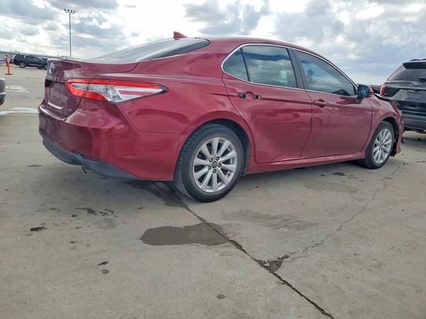 2019 TOYOTA CAMRY