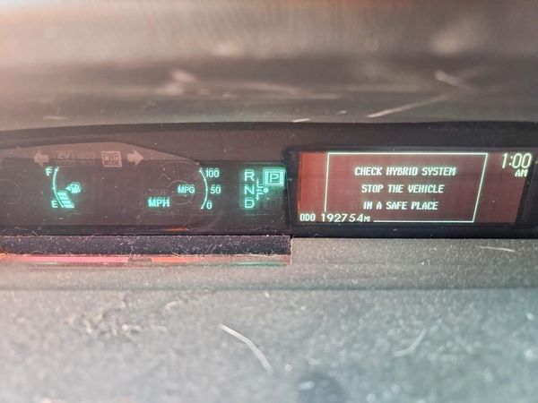 2015 TOYOTA PRIUS — ODOM