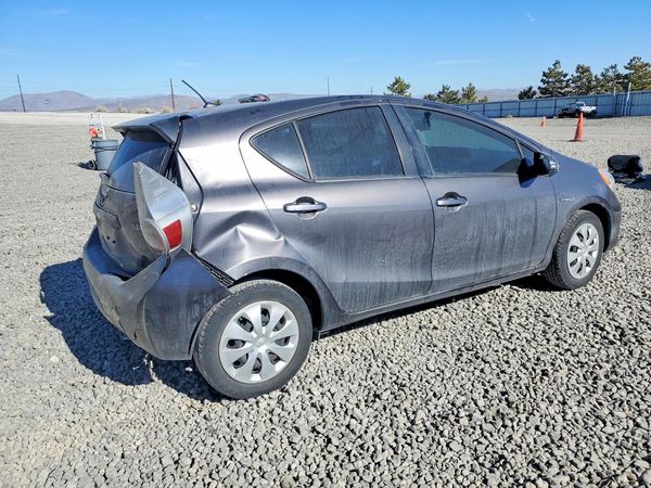 2014 TOYOTA PRIUS