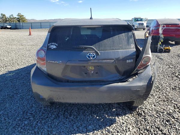 2014 TOYOTA PRIUS