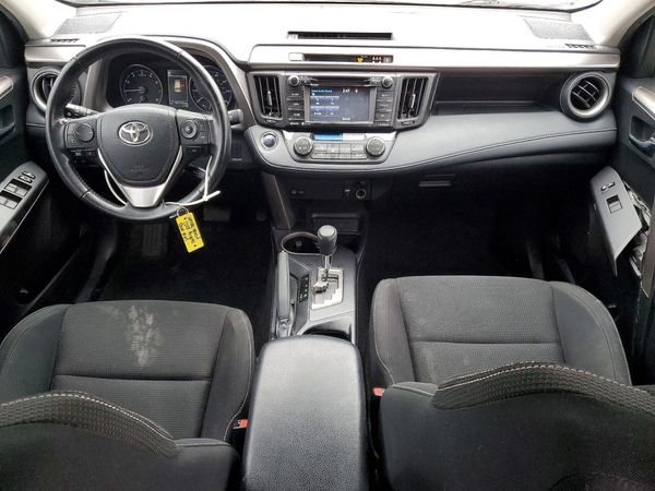 2018 TOYOTA RAV4 Adventure/XLE