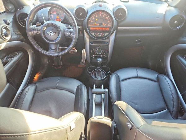 2016 MINI COOPER