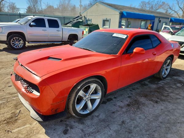 2016 DODGE CHALLENGER SXT