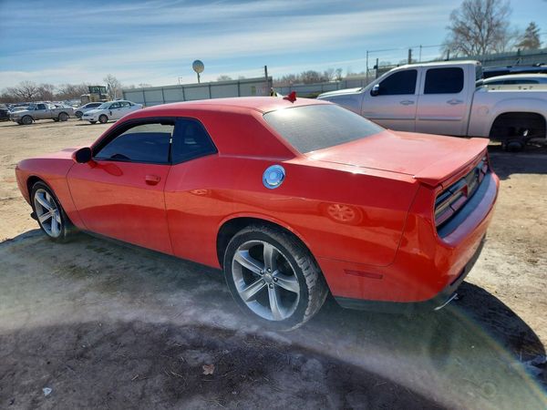 2016 DODGE CHALLENGER SXT