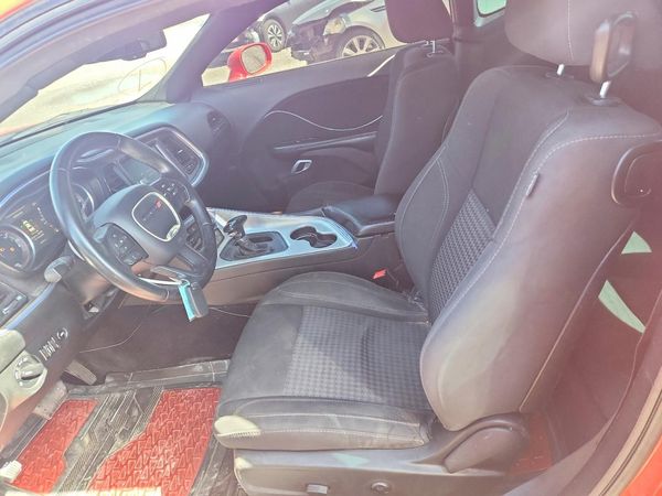 2016 DODGE CHALLENGER SXT