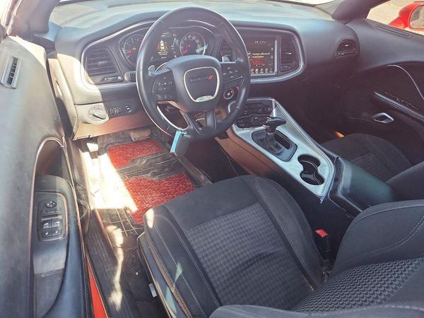 2016 DODGE CHALLENGER SXT