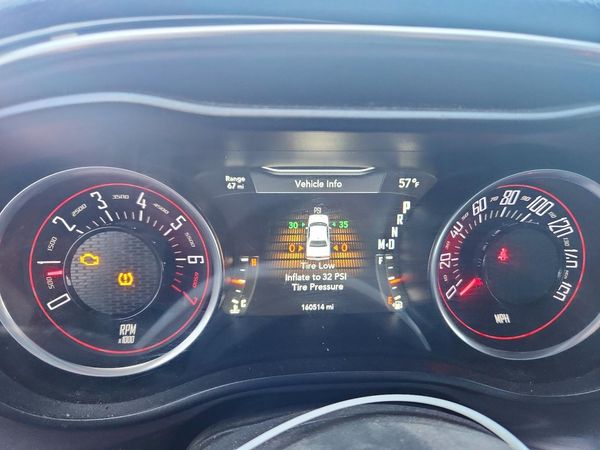 2016 DODGE CHALLENGER SXT