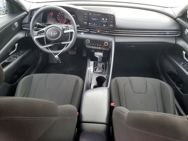 2021 HYUNDAI ELANTRA