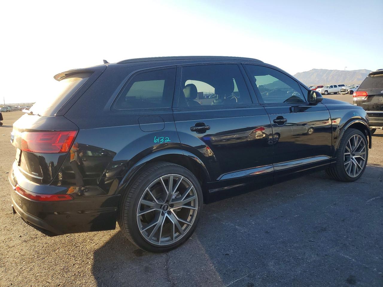2019 AUDI Q7 quattro Prestige