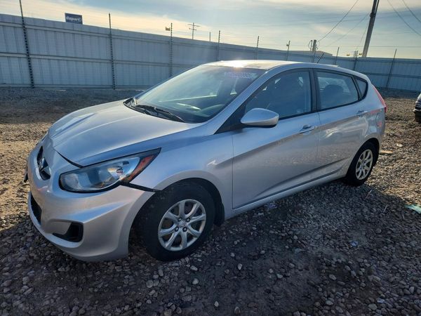 2012 HYUNDAI ACCENT