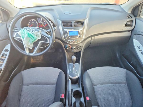 2012 HYUNDAI ACCENT GL (Middle-low grade)