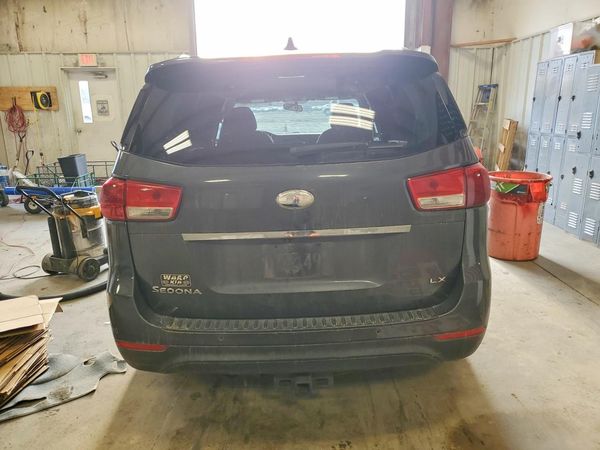 2017 KIA SEDONA LX