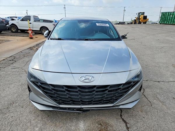2021 HYUNDAI ELANTRA