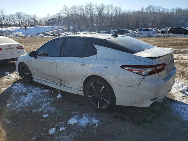 2018 TOYOTA CAMRY XSE