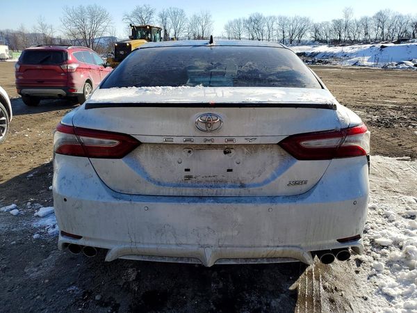2018 TOYOTA CAMRY XSE