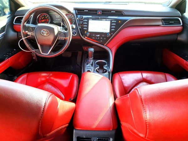 2018 TOYOTA CAMRY XSE