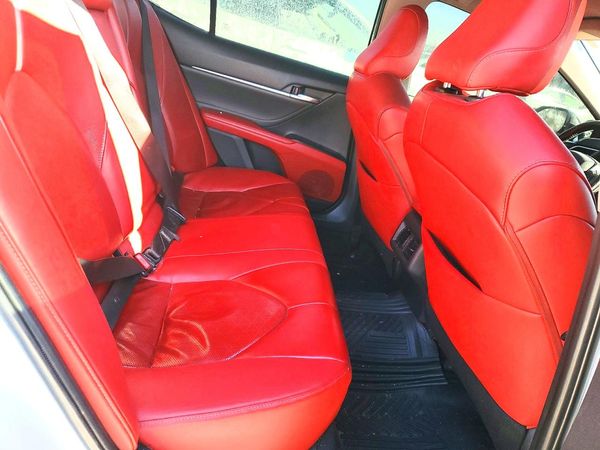 2018 TOYOTA CAMRY XSE